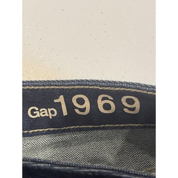 Gap 1969 Womens Slim Cut Off Maddie Shorts Mid Rise Raw Hem Dark Wash Size 27 - Picture 8 of 9